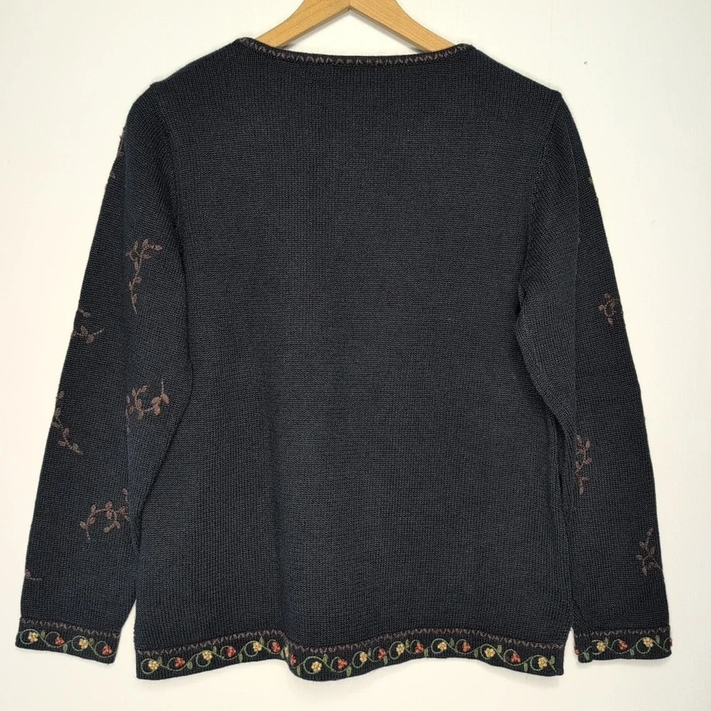 Talbots Womens Sweater M Black Paisley Floral Embroidery Long Sleeve Crew Neck